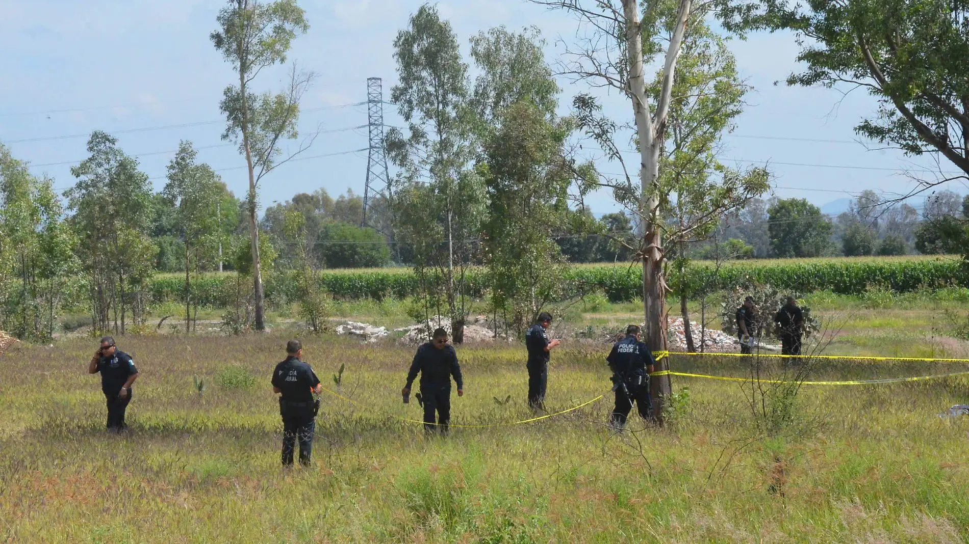 1 AGOSTO.  Policías federal y